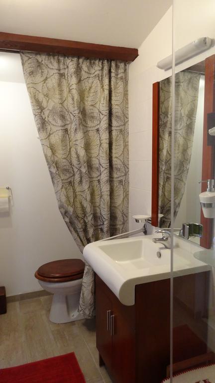 Logis Des Douves Bed & Breakfast Tiffauges Dış mekan fotoğraf